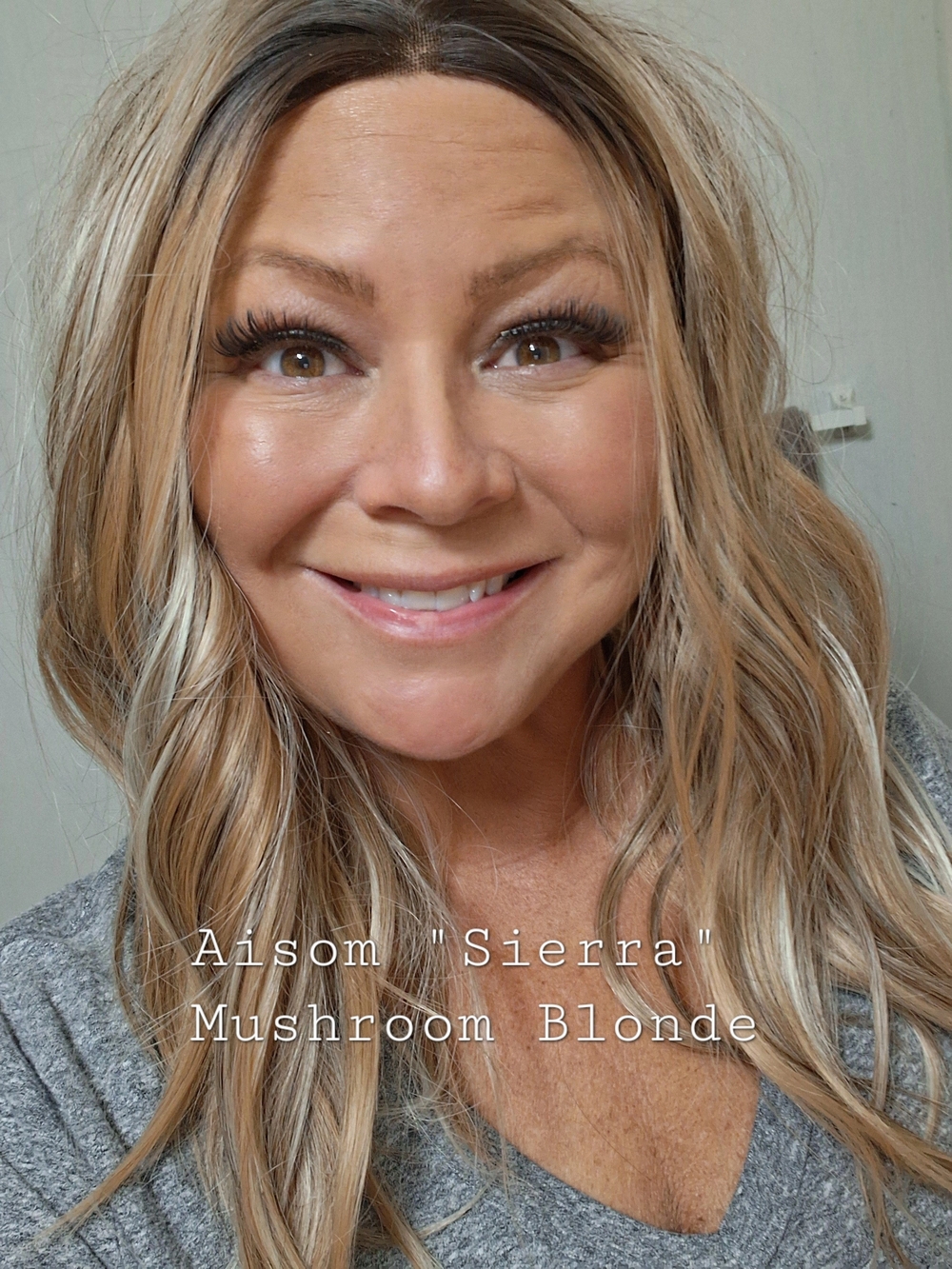 Aisom Sierra Wig in Mushroom Blonde - Soft Natural Blonde Waves